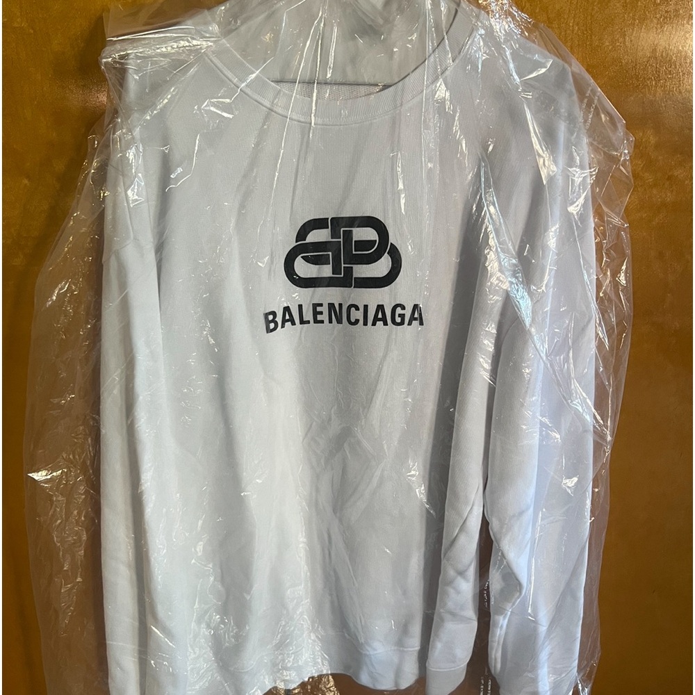 Baleciaga sweater os